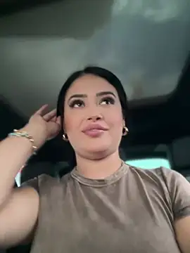 Snapshot of Sara_fun chatting on March 17, 2025, 8:51 pm Sara fun online show from March 17, 2025, 8:51 pm