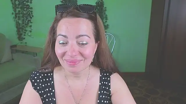 Snapshot of Zoe_Zephyr chatting on June 10, 2026, 5:41 am Zoe Zephyr online show from June 10, 2026, 5:41 am