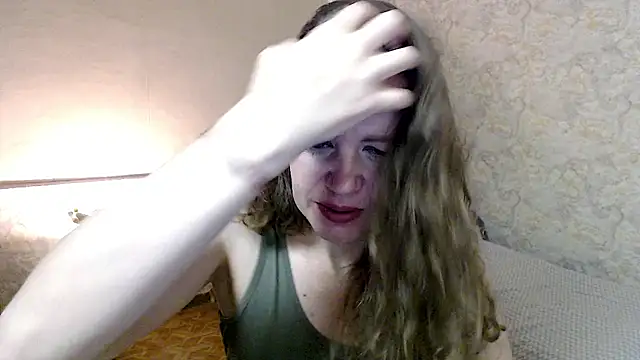 Snapshot of Fern_Lust chatting on June 7, 2026, 1:38 pm Fern Lust online show from June 7, 2026, 1:38 pm