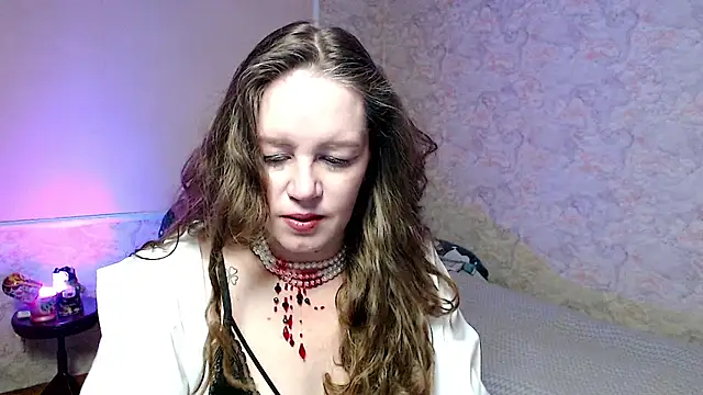 Fern Lust online show from May 28, 2026, 12:00 pm
