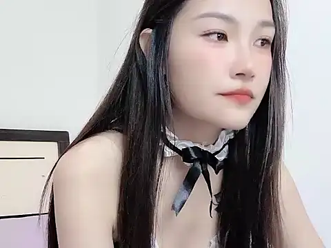 M-weiwei online show from August 1, 2026, 2:15 pm