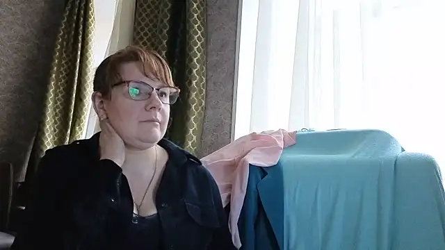Miss SandraX online show from June 17, 2026, 3:55 pm