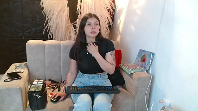 Snapshot of madison16092020 chatting on April 16, 2026, 2:18 pm madison16092020 online show from April 16, 2026, 2:18 pm