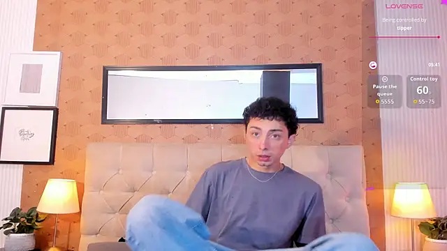 Snapshot of harry_salvatore chatting on May 25, 2026, 12:26 pm harry salvatore online show from May 25, 2026, 12:26 pm