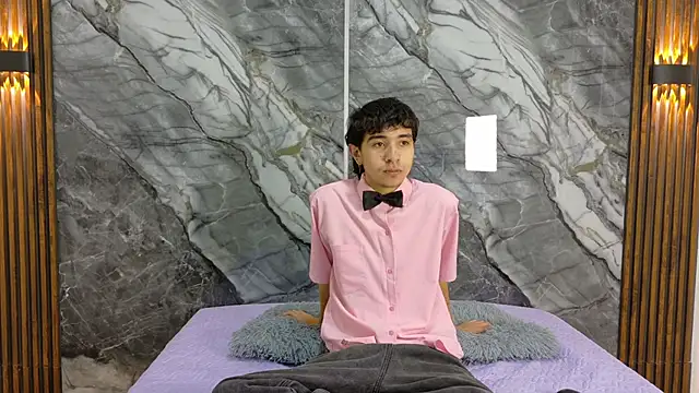 Snapshot of NoahWalker__ chatting on May 26, 2026, 11:08 am NoahWalker online show from May 26, 2026, 11:08 am
