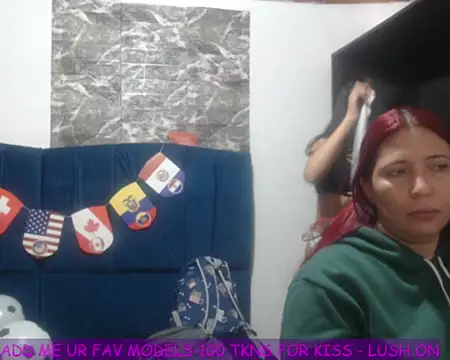 Snapshot of ISAMOONX chatting on June 18, 2026, 1:05 pm ISAMOONX online show from June 18, 2026, 1:05 pm