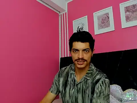 Snapshot of taylor_Stele chatting on April 16, 2026, 1:23 pm taylor Stele online show from April 16, 2026, 1:23 pm