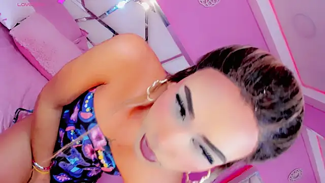 ValeriQueen online show from April 27, 2026, 12:58 pm