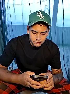 Snapshot of Saul_88 chatting on April 16, 2026, 10:23 pm Saul 88 online show from April 16, 2026, 10:23 pm