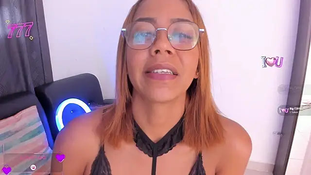 MalloryKim online show from May 2, 2026, 1:27 pm