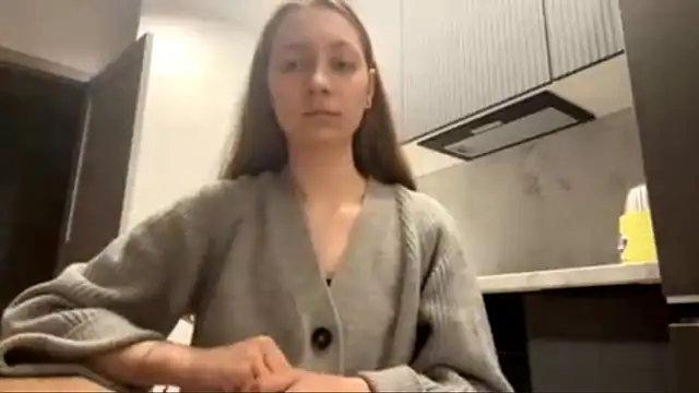 Snapshot of CatheWait chatting on April 16, 2026, 4:52 pm CatheWait online show from April 16, 2026, 4:52 pm