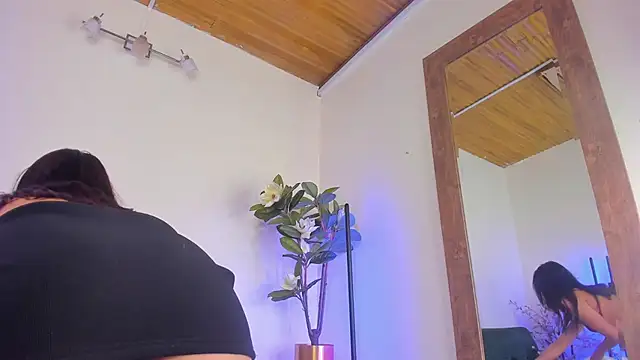 megan shyne online show from June 17, 2026, 6:35 am