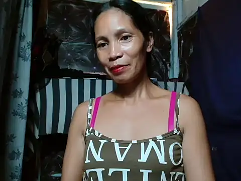 Honeychel online show from May 12, 2026, 9:26 am