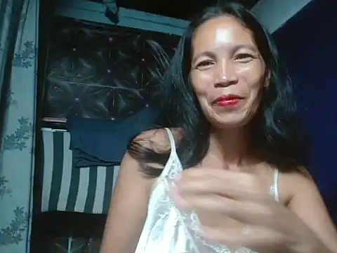 Honeychel online show from May 24, 2026, 9:04 pm