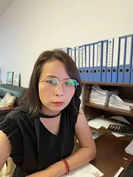 lisha521 online show from June 26, 2026, 12:49 am