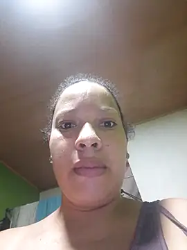 DivaCaliente1 online show from May 9, 2026, 4:43 pm