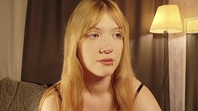 Lina Wi online show from May 7, 2026, 8:23 pm