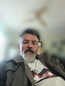 Rixterstiffy online show from May 13, 2026, 8:10 am