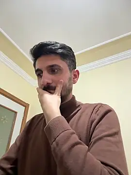 fatihbry657 online show from April 30, 2026, 8:57 pm