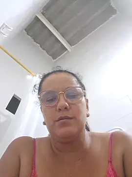 Snapshot of Samanta-42 chatting on May 2, 2026, 3:45 am Samanta-42 online show from May 2, 2026, 3:45 am