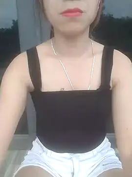 Zara-Lina online show from April 29, 2026, 9:35 am