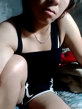 Zara-Lina online show from May 15, 2026, 10:41 pm
