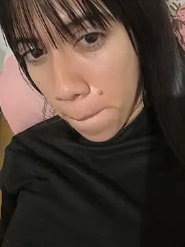 Snapshot of drea-an chatting on May 8, 2026, 2:59 am drea-an online show from May 8, 2026, 2:59 am