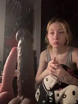 Spoilmedaddy732 online show from May 28, 2026, 12:33 pm