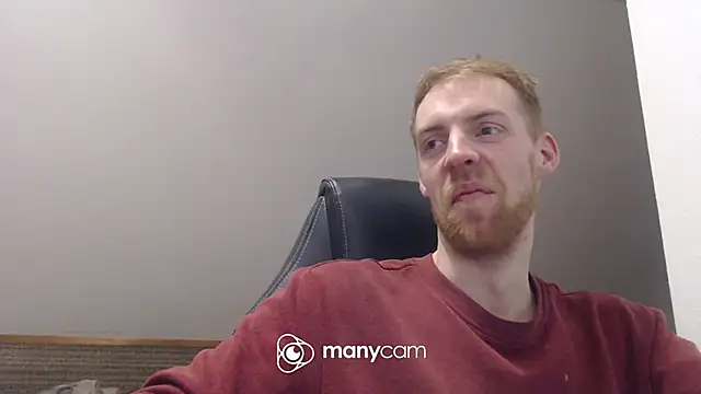 Snapshot of Milkyman7 chatting on November 7, 2025, 10:24 pm Milkyman7 online show from November 7, 2025, 10:24 pm