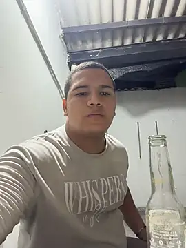 Patricio 02 online show from June 11, 2026, 3:58 am