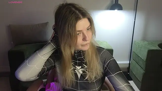 TonyaMeow online show from May 29, 2026, 1:11 am