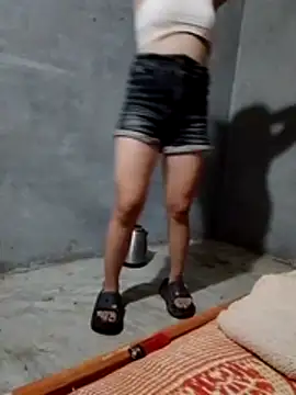 Snapshot of Tieuthu2 chatting on July 2, 2026, 6:58 pm Tieuthu2 online show from July 2, 2026, 6:58 pm