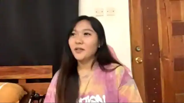 LaurenHenk online show from April 20, 2026, 1:03 pm