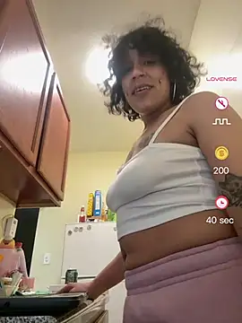 Snapshot of DominicanJojo chatting on May 23, 2026, 10:09 pm DominicanJojo online show from May 23, 2026, 10:09 pm