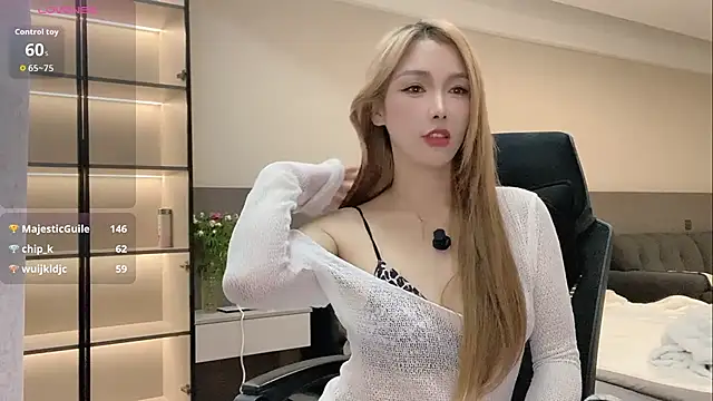 wenwen-mm online show from June 3, 2026, 2:33 pm