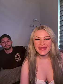 SexyCouple1910 online show from April 21, 2026, 5:19 pm