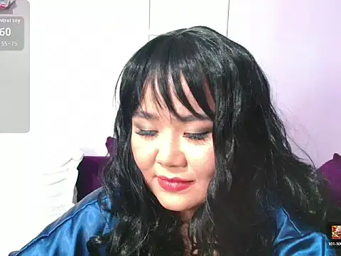 Yvette Minna online show from April 18, 2026, 5:59 pm