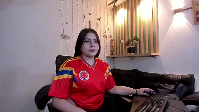 Snapshot of fernanda_mp2 chatting on July 7, 2026, 3:04 pm fernanda mp2 online show from July 7, 2026, 3:04 pm