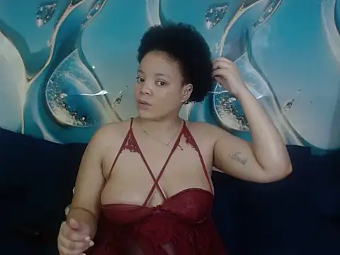 Snapshot of Saphire7 chatting on May 1, 2026, 8:25 pm Saphire7 online show from May 1, 2026, 8:25 pm
