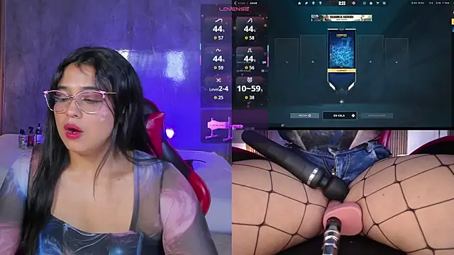 LuciaReid online show from May 6, 2026, 1:37 pm