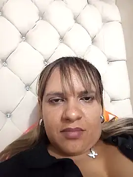 bibyCute online show from April 19, 2026, 8:26 am