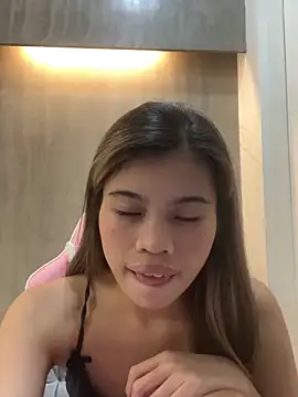 sweety katexx online show from June 18, 2026, 3:17 pm