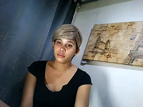 Snapshot of Angelalove25 chatting on July 2, 2026, 11:11 pm Angelalove25 online show from July 2, 2026, 11:11 pm