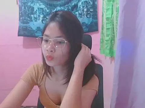 Sweetsexylady19 online show from July 25, 2026, 6:21 am