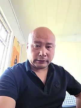 123wcnmlgb123 online show from April 24, 2026, 1:51 am