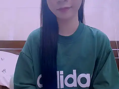 Snapshot of hanny_baby2005 chatting on April 21, 2026, 1:42 am hanny baby2005 online show from April 21, 2026, 1:42 am