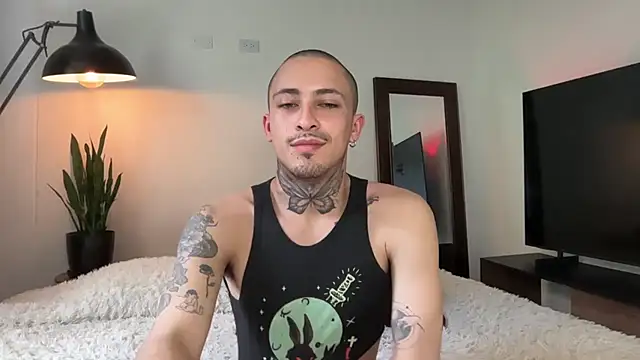 Snapshot of Noah_and_Steven chatting on July 28, 2026, 4:39 pm Noah and Steven online show from July 28, 2026, 4:39 pm