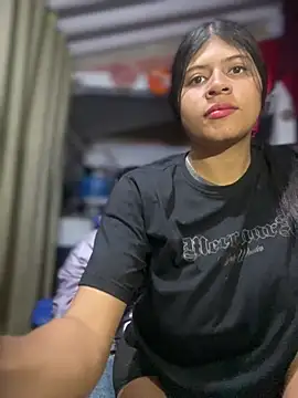 ElahiaMarquez online show from May 15, 2026, 4:21 am