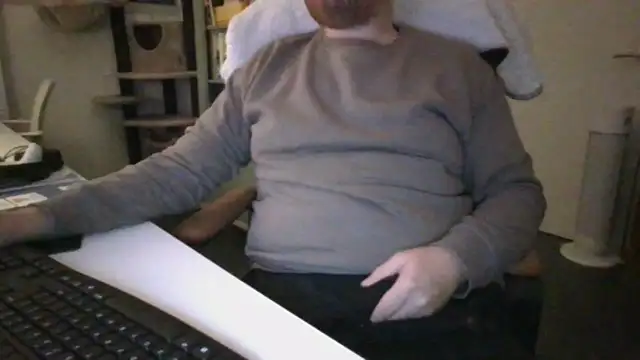 richard9718 online show from May 6, 2026, 8:24 pm