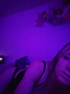 LillyXLust online show from May 15, 2026, 12:41 am